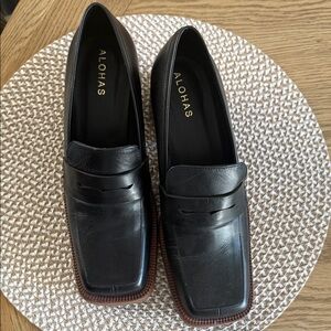 ALOHAS Ebony Leather Loafers with Chestnut Sole